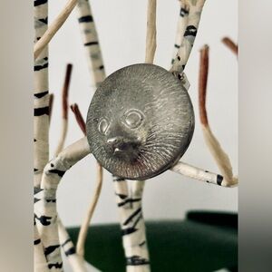 Vintage Signed 1978 Pewter Seal 🦭 Brooch